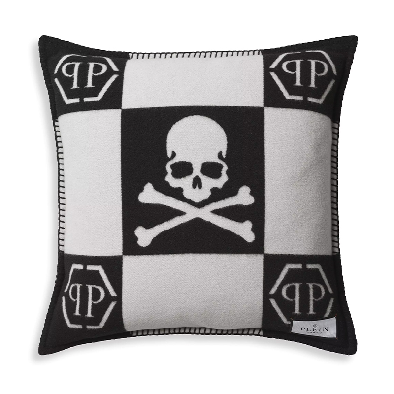 Подушка Philipp Plein Cushion Cashmere Skull 45 x 45 Black Черно-белый в Новосибирске | Loft Concept 