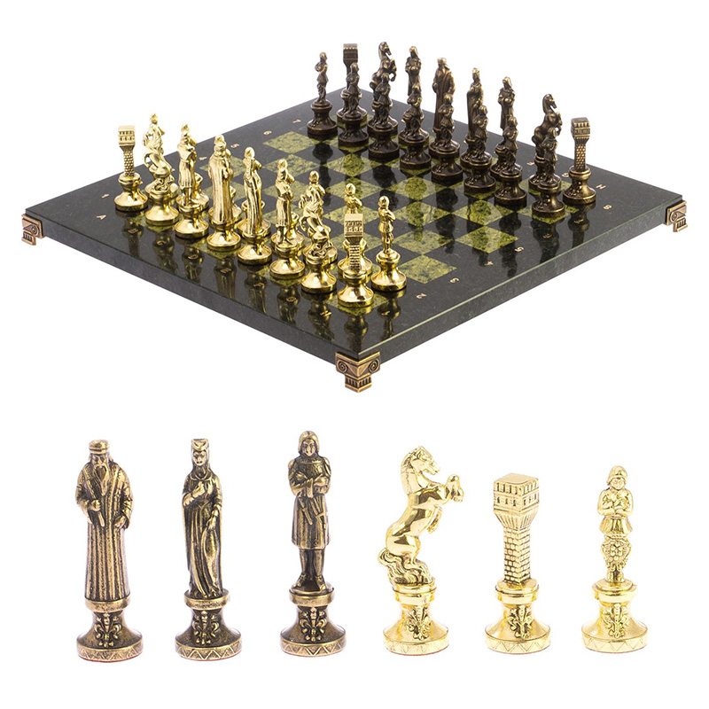 Шахматы Ренессанс из бронзы с доской из натурального камня Змеевик Decorative Thematic Chess  Золотой Бронза Черный Зеленый в Новосибирске | Loft Concept 