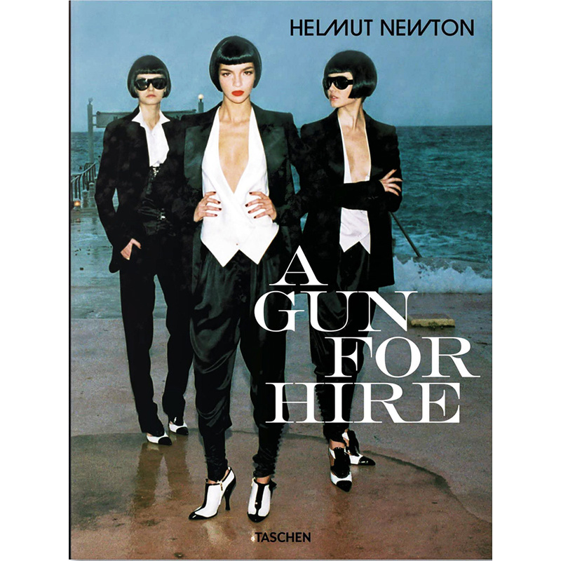 Helmut Newton: a Gun for Hire Черный Белый Голубой в Новосибирске | Loft Concept 