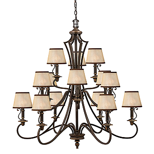 Люстра бронзового цвета с бежевыми абажурами из органзы в классическом стиле Hinkley