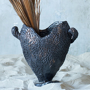 Ваза из серии «Бронзовый век»