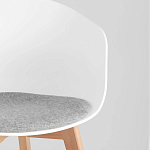 Стул из пластика с мягким сиденьем Eames варинант исполнения - 6 | Loft Concept в Новосибирске