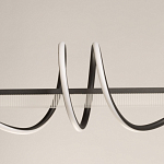 Люстра линейная черного цвета с волнообразным металлическим элементом Luke Lampco Tracer Lamp варинант исполнения - 3 | Loft Concept в Новосибирске