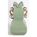 Ваза зеленого цвета из фарфора с бронзовыми ручками в виде драконов и рельефным цветочным декором Eden Garden porcelain and bronze варинант исполнения - 5 | Loft Concept в Новосибирске