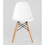 Пластиковый стул на ножках из массива бука Eames Small White варинант исполнения - 4 | Loft Concept в Новосибирске