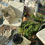 Круглый поднос из эпоксидной смолы с цветами черный Epoxy Resin Flowers Tray Black варинант исполнения - 2 | Loft Concept в Новосибирске