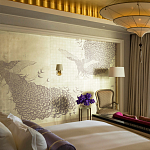 Обои ручная роспись в стиле Арт-деко Whistler Peacocks Special Colourway on 12 Carat White Gold gilded silk варинант исполнения - 1 | Loft Concept в Новосибирске