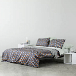 Постельное белье из сатина с принтом треугольники 150х200 см Triangular Dreams варинант исполнения - 6 | Loft Concept в Новосибирске