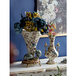 Ваза белого цвета из фарфора с цветочным рисунком и бронзовыми ручками с фигурками птиц Eden Garden porcelain and bronze варинант исполнения - 6 | Loft Concept в Новосибирске