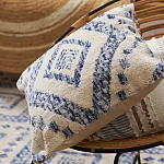 Чехол на подушку с узором в этно-стиле Blue Ikat варинант исполнения - 6 | Loft Concept в Новосибирске