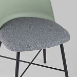 Стул из прочного пластика на металлическом основании Anora Green  варинант исполнения - 7 | Loft Concept в Новосибирске