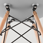 Пластиковый стул на ножках из массива бука Eames Cappuccino варинант исполнения - 9 | Loft Concept в Новосибирске