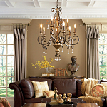 Люстра с подвесками из прозрачного стекла на кованом каркасе бронзового цвета в классическом стиле Quoizel варинант исполнения - 2 | Loft Concept в Новосибирске