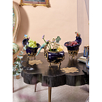 Чаша темно-синего цвета из фарфора с разноцветной птичкой Eden Garden porcelain and bronze варинант исполнения - 7 | Loft Concept в Новосибирске