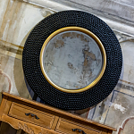 Зеркало в черной фактурной раме с золотым кантом Summon the Light варинант исполнения - 5 | Loft Concept в Новосибирске