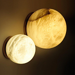 Настенно-потолочный светильник с плафоном в форме шара из алебастра Cryptocrystalline Stone варинант исполнения - 2 | Loft Concept в Новосибирске