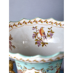 Ваза из голубого фарфора с рисунком птиц и цветов и декоративными элементами Blue Garden варинант исполнения - 8 | Loft Concept в Новосибирске