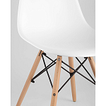 Пластиковый стул на ножках из массива бука Eames White  варинант исполнения - 2 | Loft Concept в Новосибирске