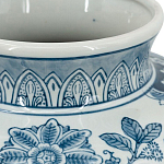 Ваза округлой формы белого цвета с синим растительным узором Blue & White Ornament  варинант исполнения - 3 | Loft Concept в Новосибирске