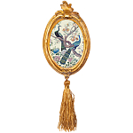 Картина с изображением павлинов в саду в овальной позолоченной раме с кисточкой Chinoiserie Imperial Garden Peacocks on a Tree Poster варинант исполнения - 1 | Loft Concept в Новосибирске