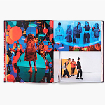 Книга по искусству Yayoi Kusama: I Spend Each Day Embracing Flowers варинант исполнения - 6 | Loft Concept в Новосибирске