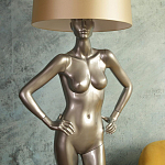 Лампа MANNEQUIN LAMP с абажуром руки на талии варинант исполнения - 8 | Loft Concept в Новосибирске