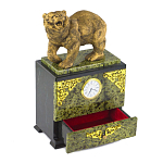 Часы настольные с декором в виде медведя и выдвижным ящиком из натурального камня Змеевик Bear Stone Clock варинант исполнения - 3 | Loft Concept в Новосибирске