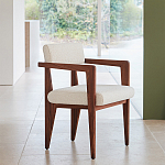 Кресло обеденное Alcove White Boucle из массива ореха варинант исполнения - 8 | Loft Concept в Новосибирске