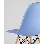 Пластиковый стул на ножках из массива бука Eames Blue варинант исполнения - 3 | Loft Concept в Новосибирске