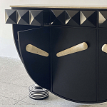 Дизайнерский комод полукруглый черный с 3-мя фактурным ящиками Occasion варинант исполнения - 3 | Loft Concept в Новосибирске