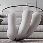 Дизайнерский журнальный стол с круглой прозрачной столешницей на белом фигурном основании Luqak варинант исполнения - 3 | Loft Concept в Новосибирске