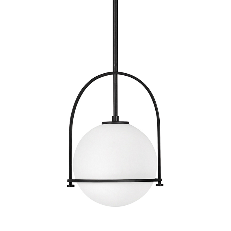 Подвесной светильник с белым плафоном в форме шара в арочной подвеске Hinkley Латунь Белый Черный Никель в Новосибирске | Loft Concept 