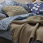 Постельное белье темно-синего цвета с рисунком Blossom Essence Sophie варинант исполнения - 5 | Loft Concept в Новосибирске