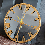 Часы настенные зеркальные с золотым металлическим циферблатом Mirror Tower Clock варинант исполнения - 4 | Loft Concept в Новосибирске