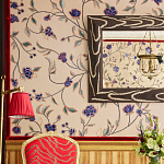 Обои с вышивкой ручной работы Flora Catherine colourway on Liso Pearl wool sateen варинант исполнения - 2 | Loft Concept в Новосибирске