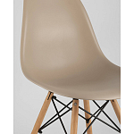 Пластиковый стул на ножках из массива бука Eames Beige варинант исполнения - 2 | Loft Concept в Новосибирске