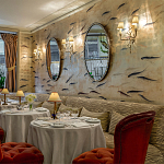 Обои ручная роспись Fishes Blue Pearl on Tarnished Silver gilded silk with pearlescent antiquing варинант исполнения - 7 | Loft Concept в Новосибирске