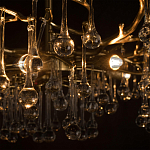 Потолочная люстра в виде ветвей деревьев золотого цвета с прозрачными подвесками-каплями Droplet Chandelier варинант исполнения - 6 | Loft Concept в Новосибирске