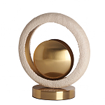 Настольная лампа с бежевым текстурным кольцом и латунным шаром в центре Tactile   варинант исполнения - 1 | Loft Concept в Новосибирске