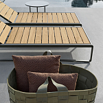 Шезлонг на металлическом каркасе с регулируемой спинкой GUELL Sunbed варинант исполнения - 4 | Loft Concept в Новосибирске