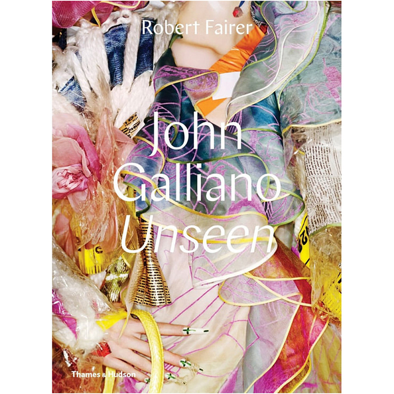 John Galliano: Unseen  в Новосибирске | Loft Concept 