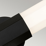 Бра для ванных комнат вертикальное с длинным белым матовым плафоном в форме шестиугольника на круглом основании Hinkley варинант исполнения - 17 | Loft Concept в Новосибирске