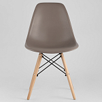 Пластиковый стул на ножках из массива бука Eames Cappuccino варинант исполнения - 3 | Loft Concept в Новосибирске