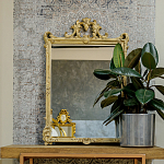 Зеркало настенное в раме бежевого цвета с эффектом старины Classic Ornament Mirror варинант исполнения - 2 | Loft Concept в Новосибирске