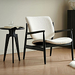 Кресло с каркасом и ножками из древесины и мягкими сиденьем и спинкой Venice варинант исполнения - 1 | Loft Concept в Новосибирске