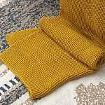 Плед из хлопка жемчужной вязки горчичного цвета Waffle Comfort варинант исполнения - 6 | Loft Concept в Новосибирске