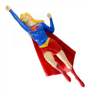 Большой арт-объект Superwoman