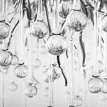 Люстра подвесная с прозрачными стеклянными подвесками в форме капель Диаметр 60 см Droplet Chandelier варинант исполнения - 16 | Loft Concept в Новосибирске