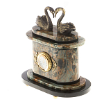 Часы настольные из натурального камня с декором в виде двух лебедей Swans Stone Clock варинант исполнения - 2 | Loft Concept в Новосибирске