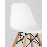 Пластиковый стул на ножках из массива бука Eames Small White варинант исполнения - 2 | Loft Concept в Новосибирске